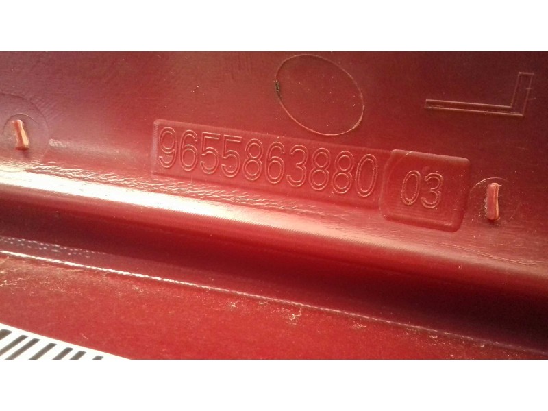 Recambio de piloto trasero izquierdo para citroen c4 berlina collection referencia OEM IAM 9655863880  