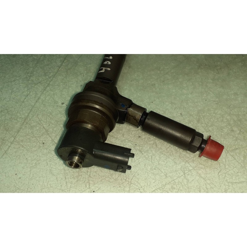 Recambio de inyector para opel astra h ber. cosmo referencia OEM IAM 0445110175 8123 CONECTOR 2 PINES