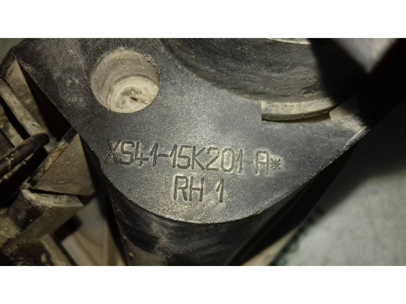 Recambio de faro antiniebla derecho para ford focus berlina (cak) ghia referencia OEM IAM XS4115K201A  2 PINES