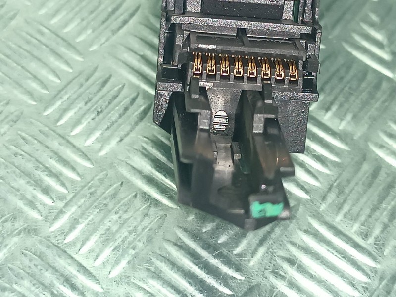 Recambio de mando multifuncion para citroen c5 berlina 2.0 hdi magic referencia OEM IAM 9641796480 TRW RADIO