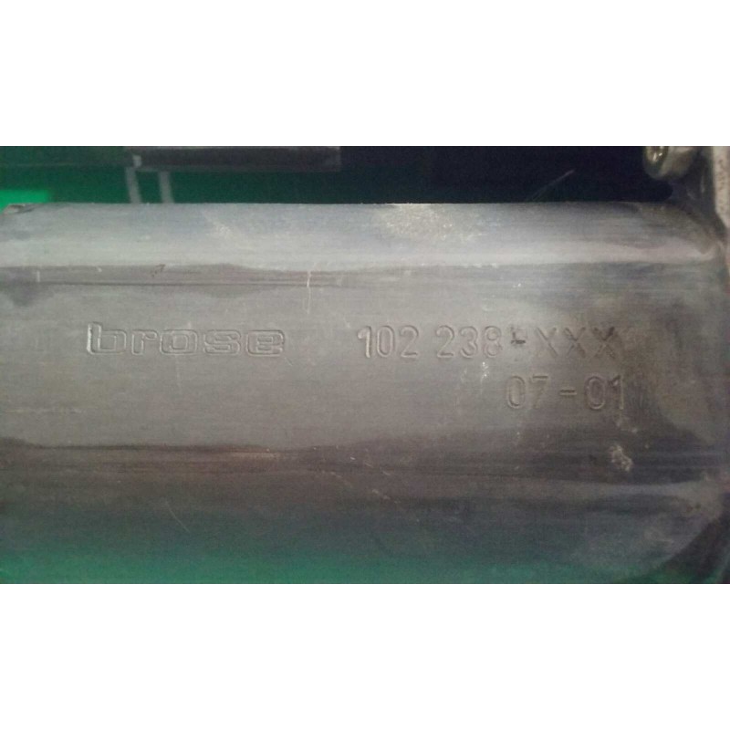 Recambio de motor elevalunas trasero derecho para audi a4 avant (8e) 1.8 t quattro referencia OEM IAM 8E0959802E 5WK49205CBF 