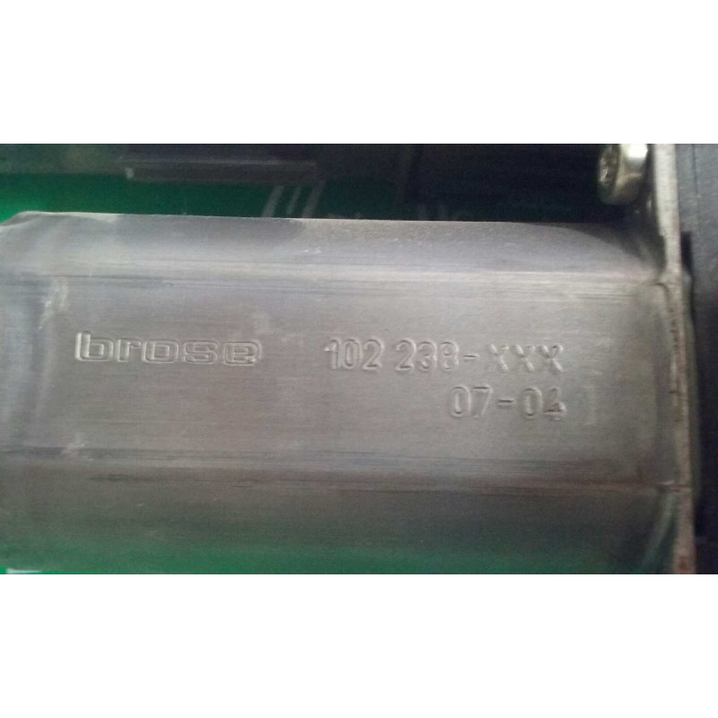 Recambio de motor elevalunas trasero derecho para audi a4 berlina (8e) 2.0 tdi 16v (103kw) referencia OEM IAM 8E0959802E 5WK4920