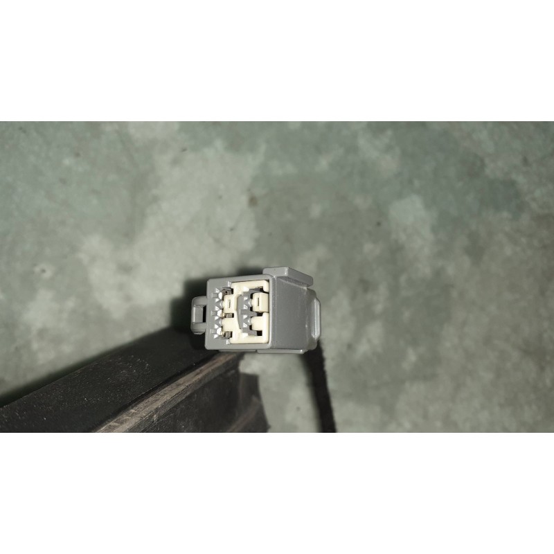 Recambio de retrovisor izquierdo para ford focus c-max (cap) ambiente (d) referencia OEM IAM 3007741  ELECTRICO