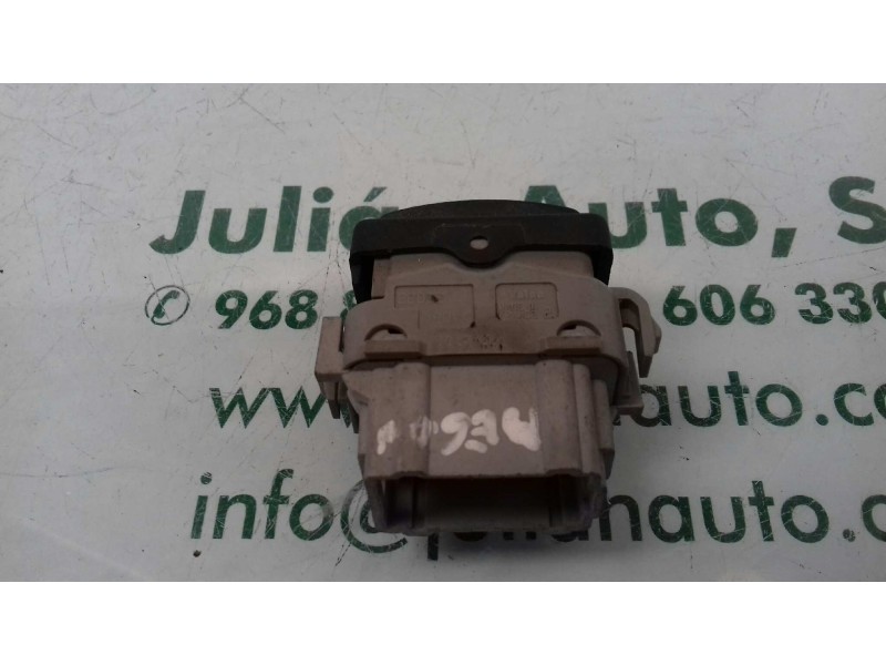 Recambio de interruptor para renault megane ii berlina 5p authentique referencia OEM IAM 107843A 28082 ESP