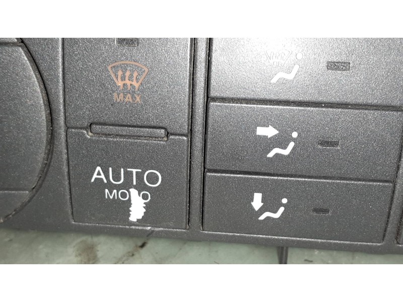 Recambio de mando climatizador para ford focus c-max (cap) ambiente (d) referencia OEM IAM 3M5T18C612AL 16692 