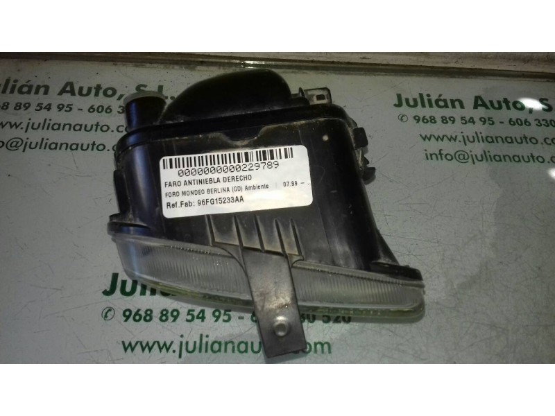 Recambio de faro antiniebla derecho para ford mondeo berlina (gd) ambiente referencia OEM IAM 96FG15233AA VALEO 2 PINES