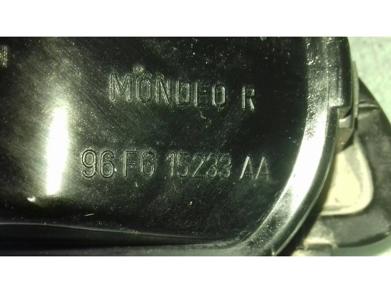 Recambio de faro antiniebla derecho para ford mondeo berlina (gd) ambiente referencia OEM IAM 96FG15233AA VALEO 2 PINES