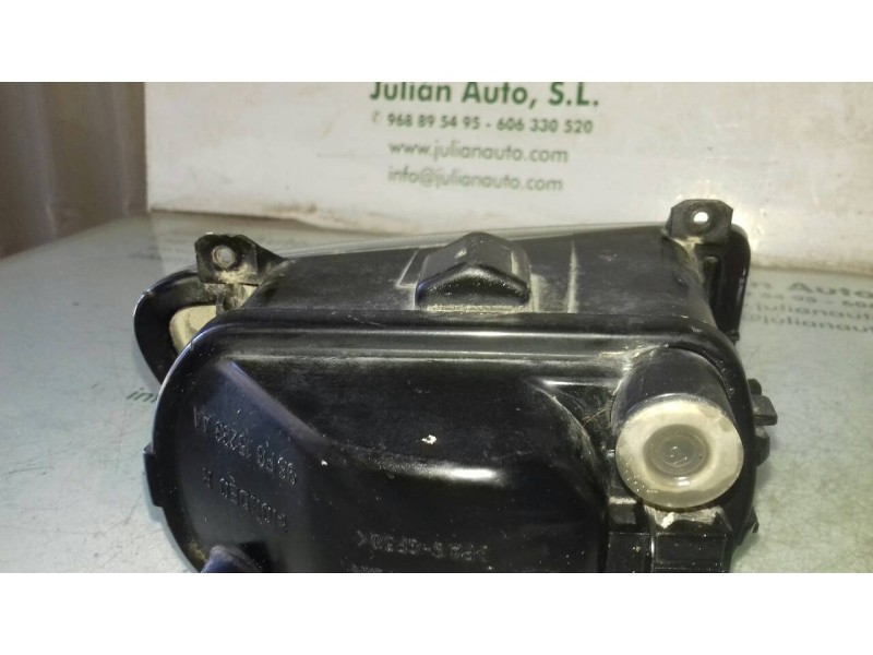 Recambio de faro antiniebla derecho para ford mondeo berlina (gd) ambiente referencia OEM IAM 96FG15233AA VALEO 2 PINES