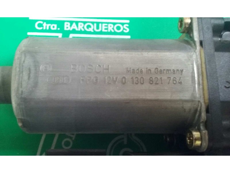 Recambio de motor elevalunas delantero derecho para audi a4 berlina (8e) 1.9 tdi (96kw) referencia OEM IAM 8E1959802B 5WK47006AB