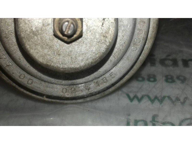 Recambio de valvula egr para volkswagen polo (9n1) match referencia OEM IAM 038131501 2247700 