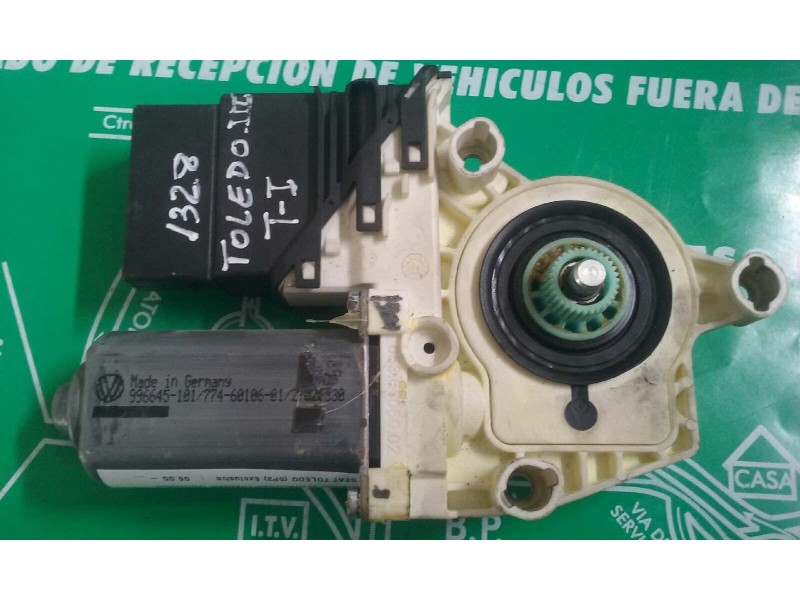 Recambio de motor elevalunas trasero izquierdo para seat toledo (5p2) exclusive referencia OEM IAM 5P0839461A 995914201 99342420