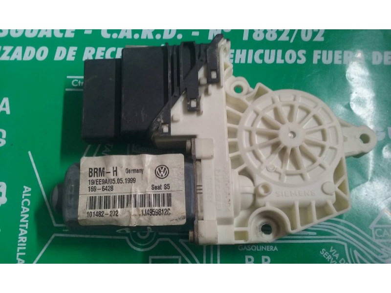 Recambio de motor elevalunas trasero derecho para seat leon (1m1) referencia OEM IAM 1J4959812C 101482202 1696428