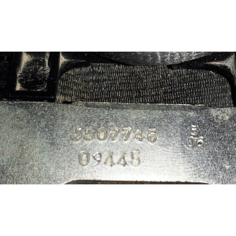 Recambio de cinturon seguridad delantero derecho para peugeot 307 break/sw (s2) sw referencia OEM IAM 040066 7105427 5507746