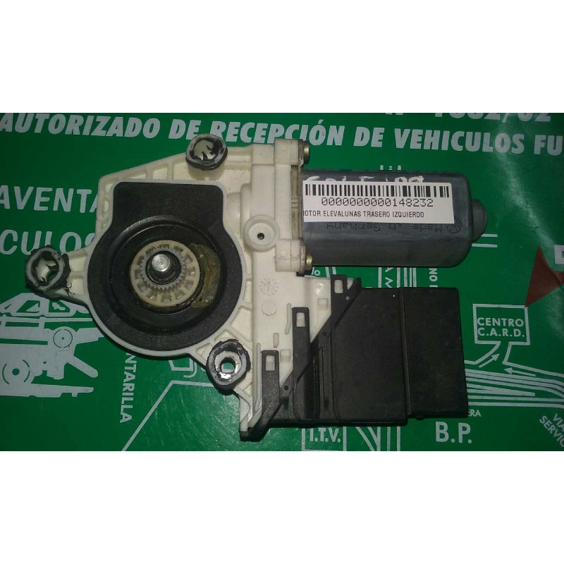 Recambio de motor elevalunas trasero izquierdo para volkswagen golf iv berlina (1j1) conceptline referencia OEM IAM 1J4959811C  