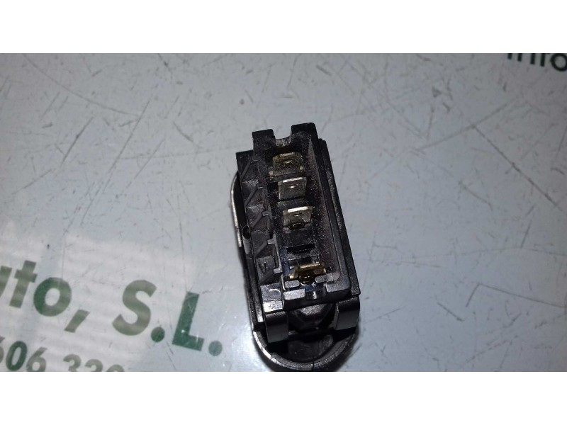 Recambio de interruptor para renault kangoo (f/kc0) alize referencia OEM IAM 093829B  LUNA TERMICA
