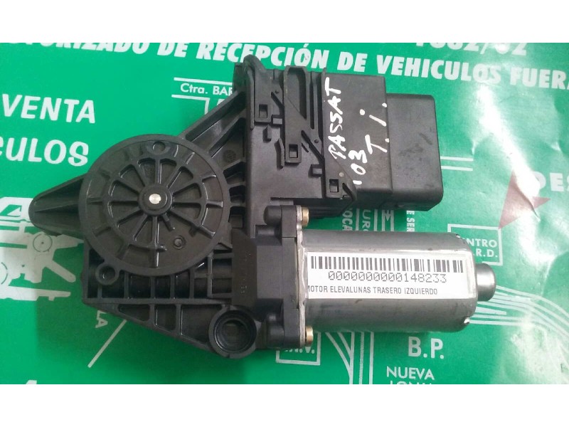 Recambio de motor elevalunas trasero izquierdo para volkswagen passat berlina (3b3) referencia OEM IAM 0130821697 05074280 10540 Recambio de motor elevalunas trasero izquierdo para volkswagen passat berlina (3b3) referencia OEM IAM 0130821697 05074280 10540