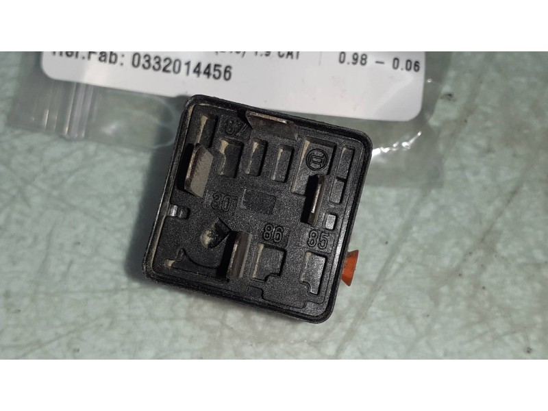 Recambio de rele para bmw serie 3 berlina (e46) 1.9 cat referencia OEM IAM 0332014456 BOSCH NARANJA