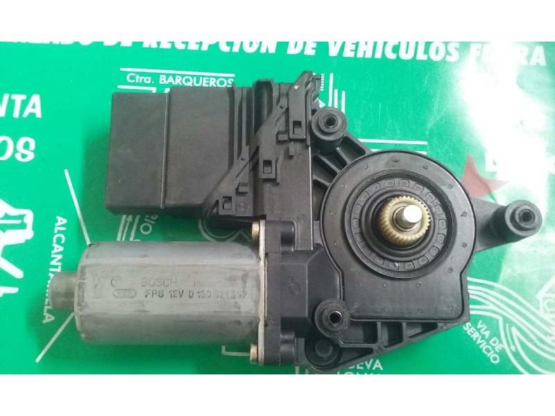 Recambio de motor elevalunas trasero izquierdo para volkswagen passat berlina (3b3) referencia OEM IAM 0130821697 05074280 10540
