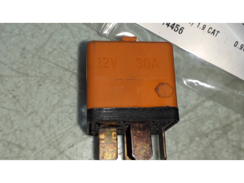 Recambio de rele para bmw serie 3 berlina (e46) 1.9 cat referencia OEM IAM 0332014456 BOSCH NARANJA