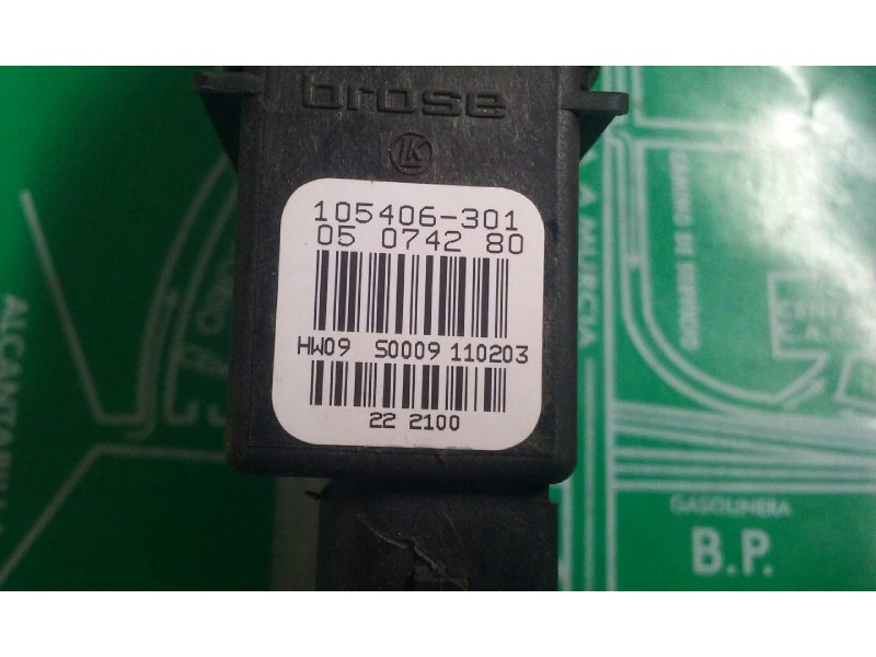 Recambio de motor elevalunas trasero izquierdo para volkswagen passat berlina (3b3) referencia OEM IAM 0130821697 05074280 10540