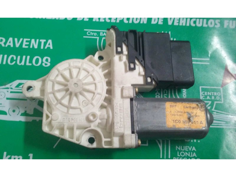 Recambio de motor elevalunas delantero izquierdo para volkswagen bora berlina (1j2) conceptline referencia OEM IAM 1C0959611A  