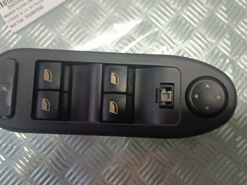 Recambio de mando elevalunas delantero izquierdo para citroen c8 2.0 16v premier referencia OEM IAM 532697045  