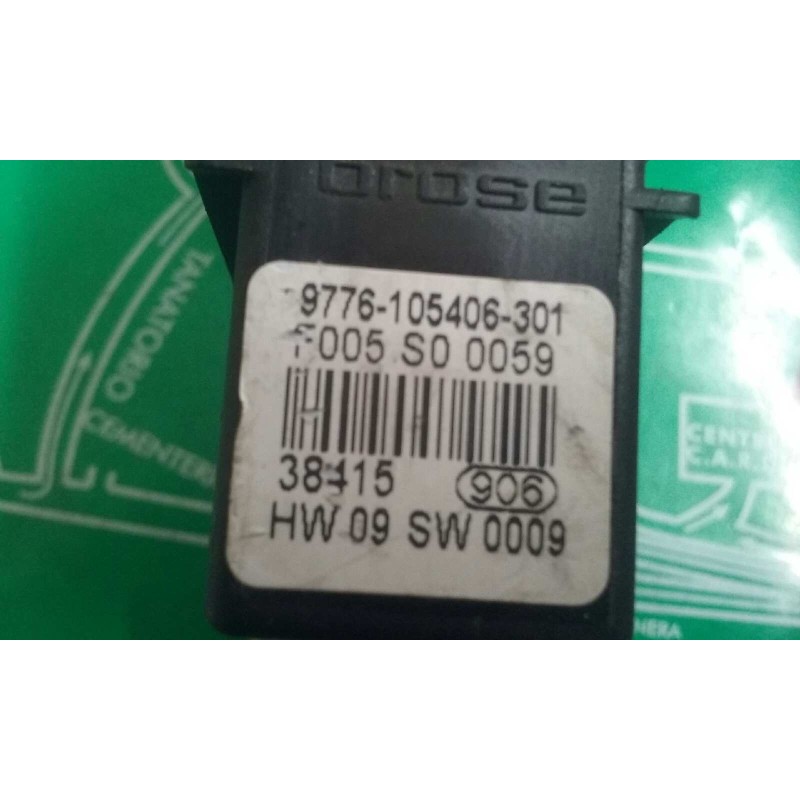 Recambio de motor elevalunas delantero izquierdo para volkswagen bora berlina (1j2) conceptline referencia OEM IAM 1C0959611A  