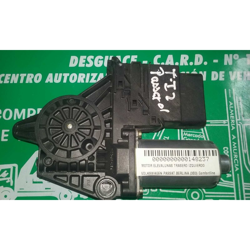 Recambio de motor elevalunas trasero izquierdo para volkswagen passat berlina (3b3) comfortline referencia OEM IAM 105406301  