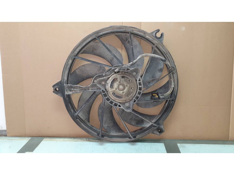 Recambio de electroventilador para peugeot 206 cc cc referencia OEM IAM 9643386780 GATE CONECTOR 2 PINES