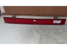 Recambio de molduras traseras para seat toledo (1l) base referencia OEM IAM 96155900  PORTON