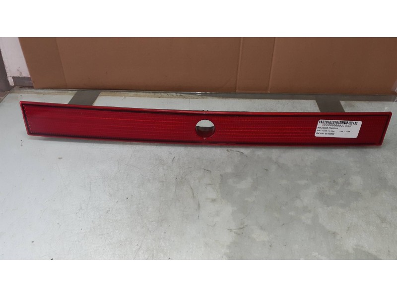 Recambio de molduras traseras para seat toledo (1l) base referencia OEM IAM 96155900  PORTON