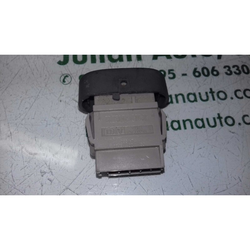 Recambio de interruptor para renault clio ii fase i (b/cbo) 1.2 referencia OEM IAM 038167A  CIERRE Recambio de interruptor para renault clio ii fase i (b/cbo) 1.2 referencia OEM IAM 038167A  CIERRE