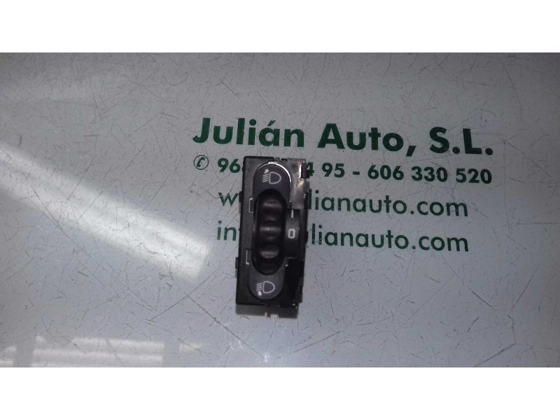 Recambio de mando luces para renault clio iii confort dynamique referencia OEM IAM 8200379685  REGULADOR LUCES