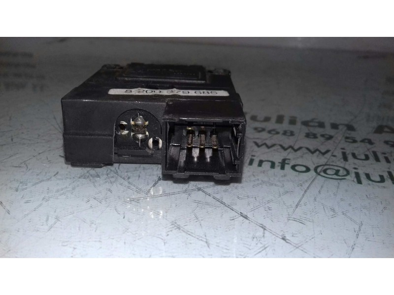 Recambio de mando luces para renault clio iii confort dynamique referencia OEM IAM 8200379685  REGULADOR LUCES