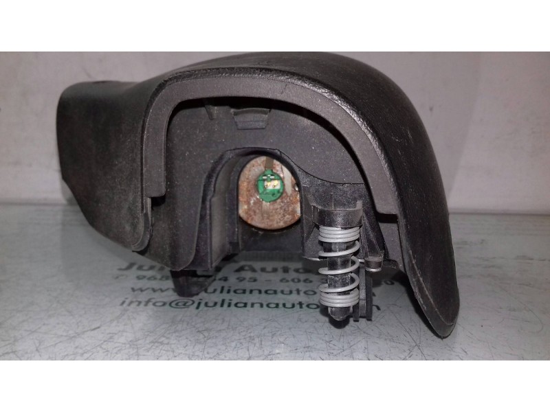 Recambio de airbag delantero izquierdo para peugeot 206 berlina x-line referencia OEM IAM 96441166ZR  DOS CONECTORES