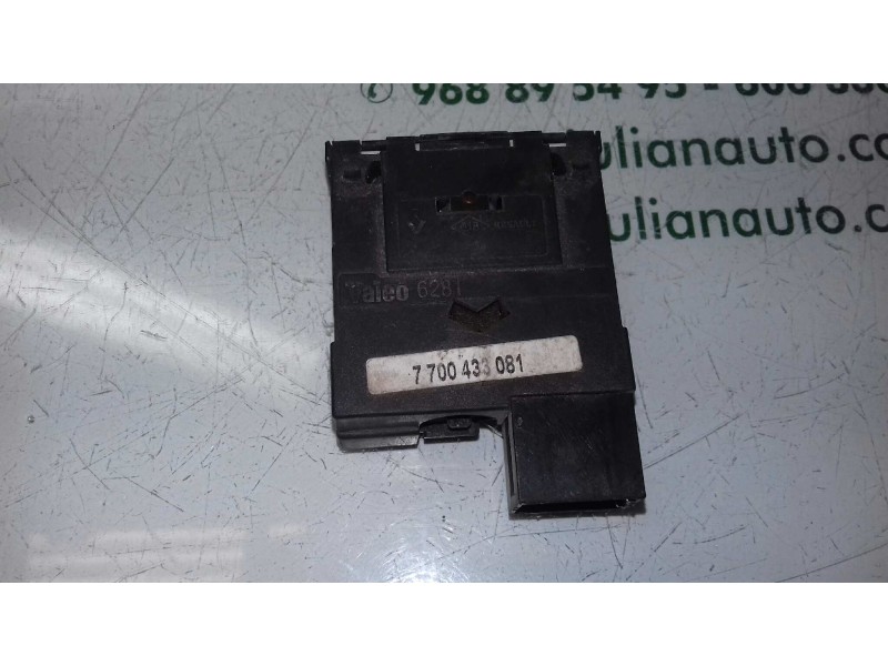 Recambio de mando luces para renault clio iii exception referencia OEM IAM 7700433081  REGULADOR LUCES