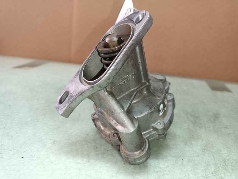 Recambio de depresor freno / bomba vacio para audi a6 berlina (c4) básico referencia OEM IAM 054145100  