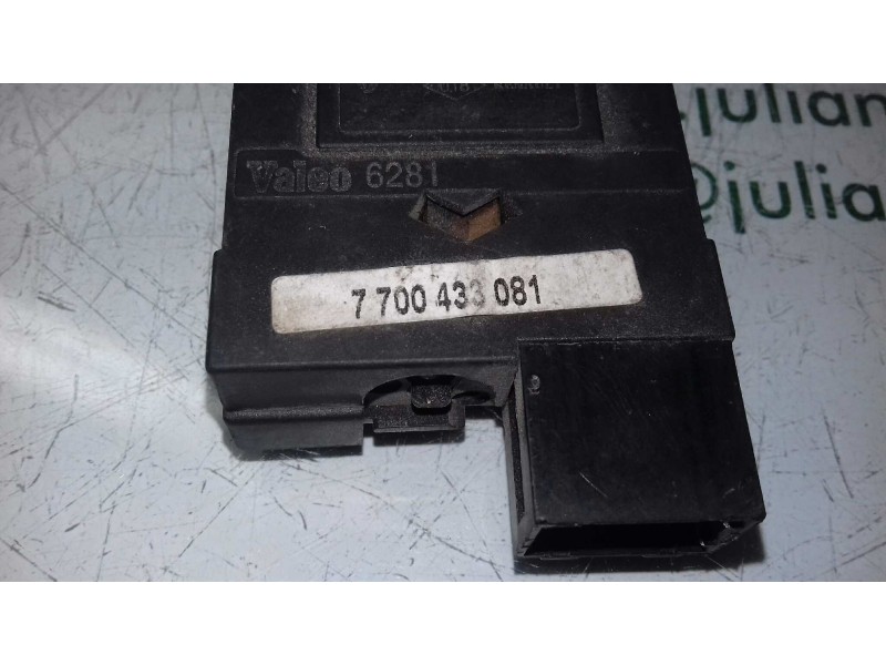 Recambio de mando luces para renault clio iii exception referencia OEM IAM 7700433081  REGULADOR LUCES