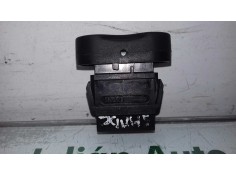 Recambio de interruptor para dacia sandero básico referencia OEM IAM 870250  CIERRE 2