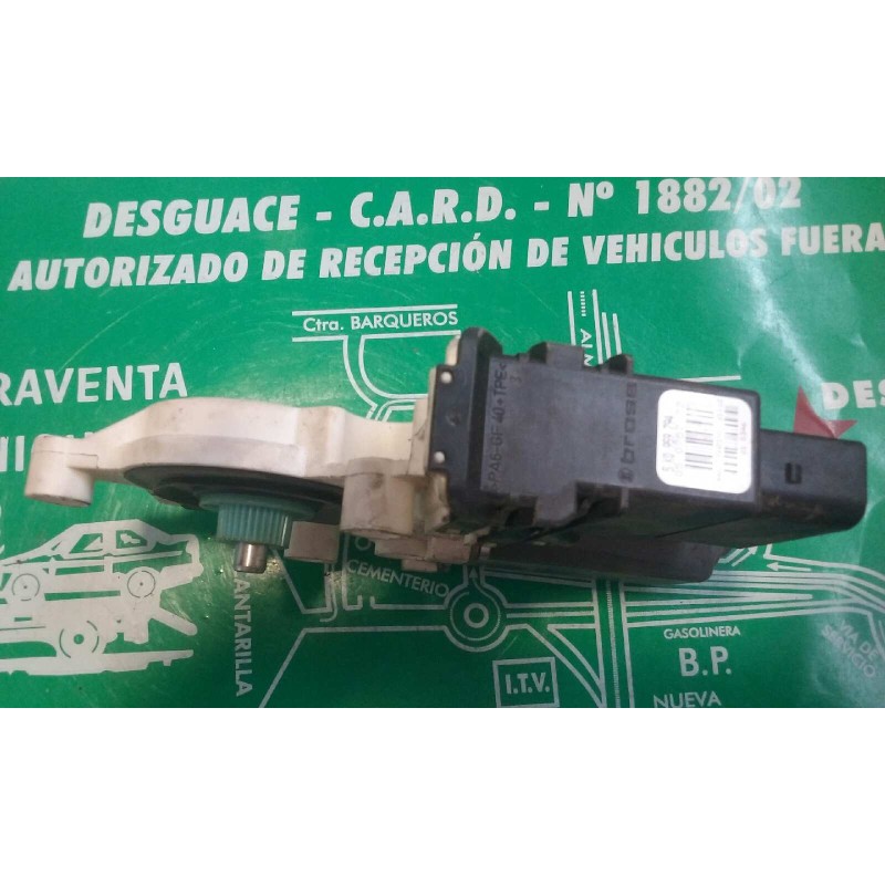 Recambio de motor elevalunas trasero derecho para skoda octavia berlina (1z3) ambition referencia OEM IAM 5K0959704A 5K0959794 0