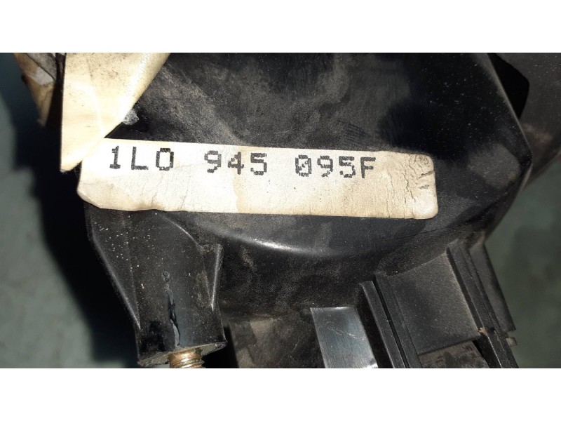 Recambio de piloto trasero izquierdo para seat toledo (1l) base referencia OEM IAM 1L0945095F 96163700 