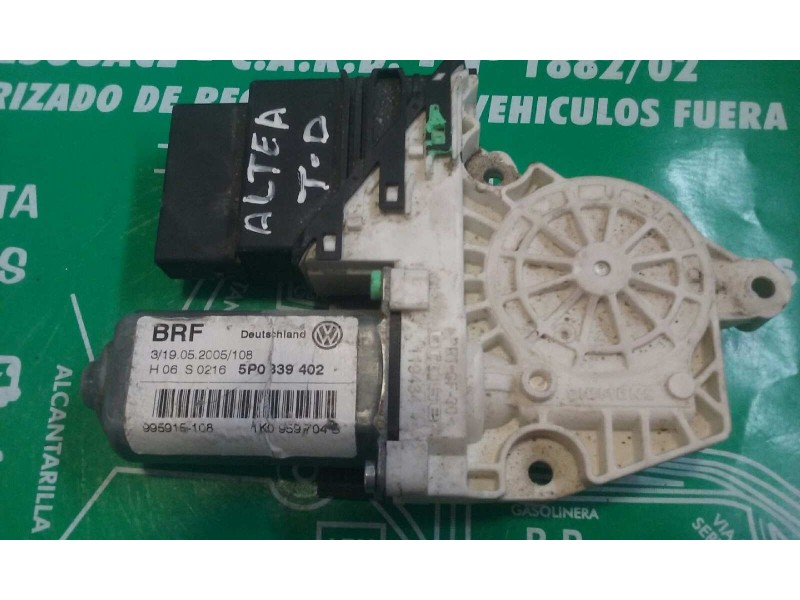 Recambio de motor elevalunas trasero derecho para seat altea (5p1) referencia OEM IAM 5P0839402 993425100 F005S00155