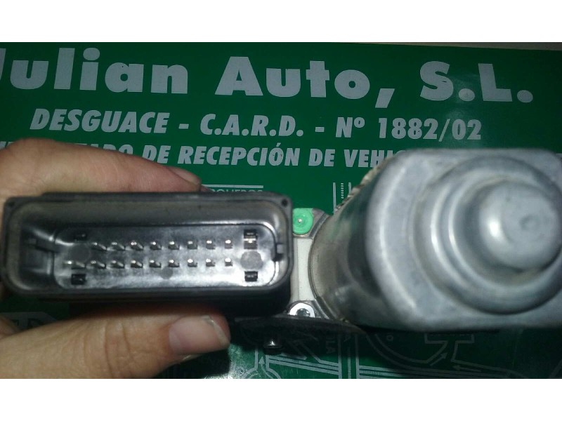 Recambio de motor elevalunas trasero derecho para seat altea (5p1) referencia OEM IAM 5P0839402 993425100 F005S00155