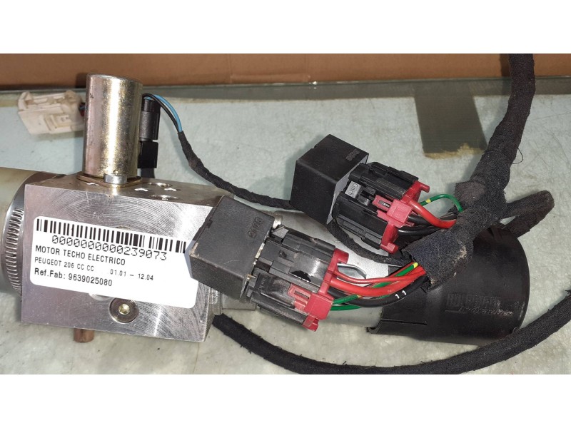 Recambio de motor techo electrico para peugeot 206 cc cc referencia OEM IAM 9639025080 014106 HB70137002
