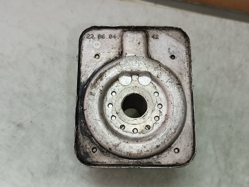 Recambio de enfriador aceite motor para volkswagen golf iv berlina (1j1) básico referencia OEM IAM 038117021B  