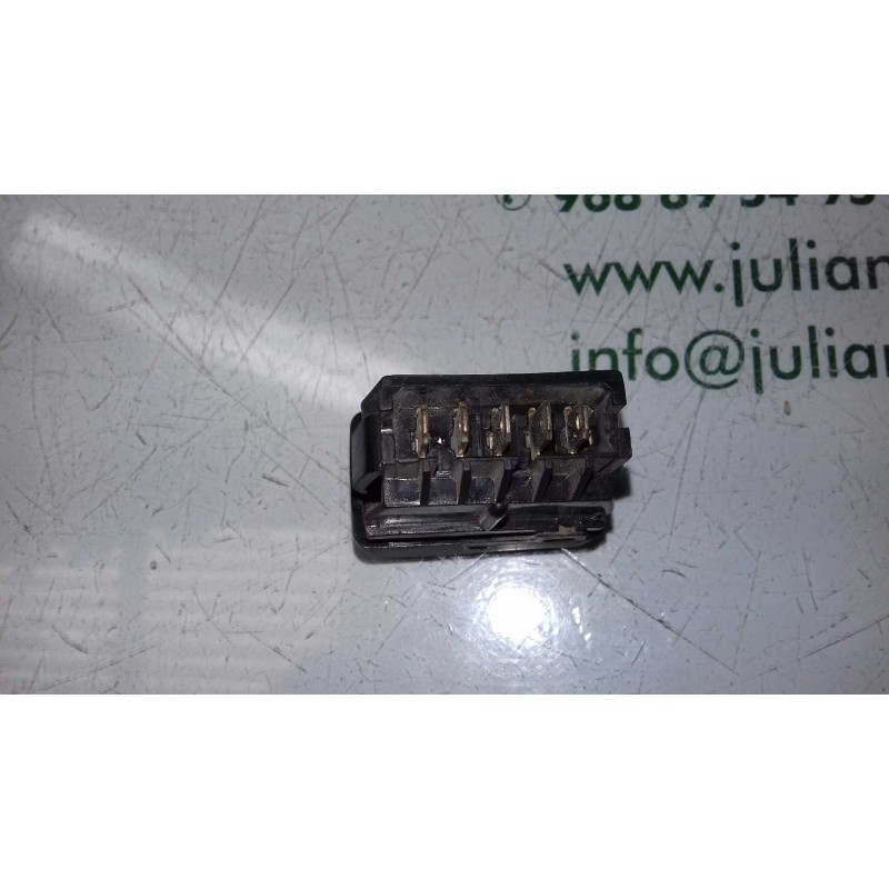 Recambio de interruptor para renault rapid/express (f40) 1.1 familiar (f401/40h) referencia OEM IAM   LUCES NIEBLA