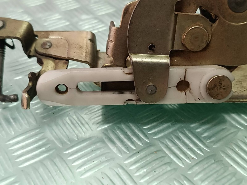 Recambio de cerradura maletero / porton para citroen berlingo 2.0 hdi 600 furg. referencia OEM IAM   