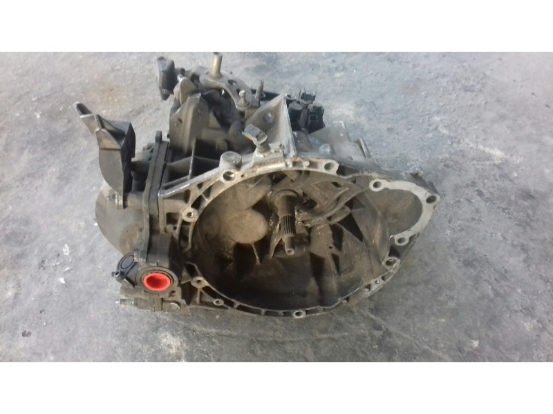 Recambio de caja cambios para citroen c5 berlina 2.0 hdi sx referencia OEM IAM 20LM23  