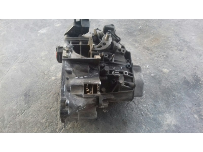 Recambio de caja cambios para citroen c5 berlina 2.0 hdi sx referencia OEM IAM 20LM23  