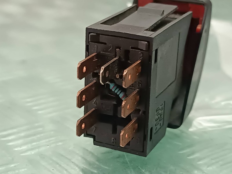 Recambio de warning para opel tigra 1.6 16v referencia OEM IAM   CONECTOR 7 PINES